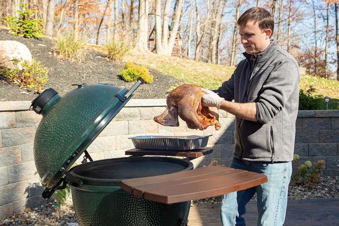 How To Smoke A Turkey In The Big Green Egg Meadow Creek