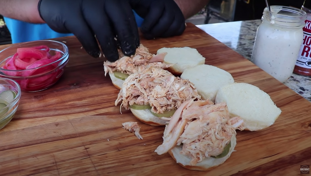 Smoked Chicken Slider Recipe With White Sauce