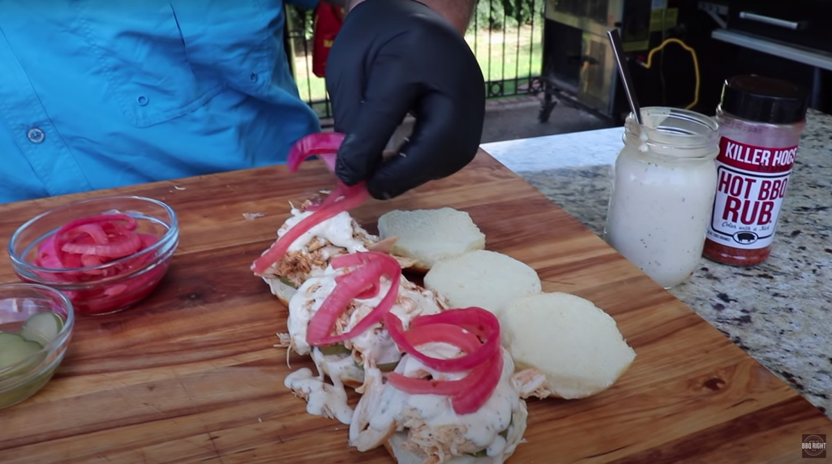 Smoked Chicken Slider Recipe With White Sauce