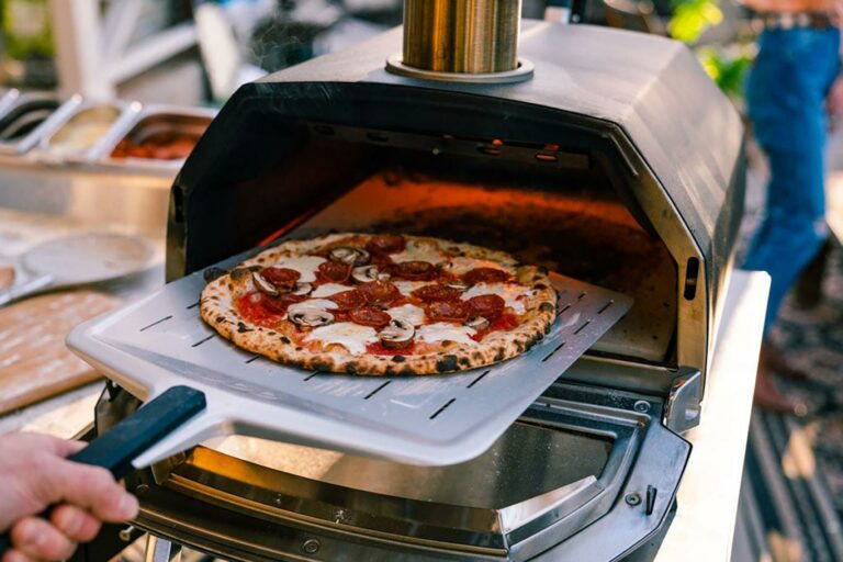 Tailgating with the Ooni Pizza Oven 